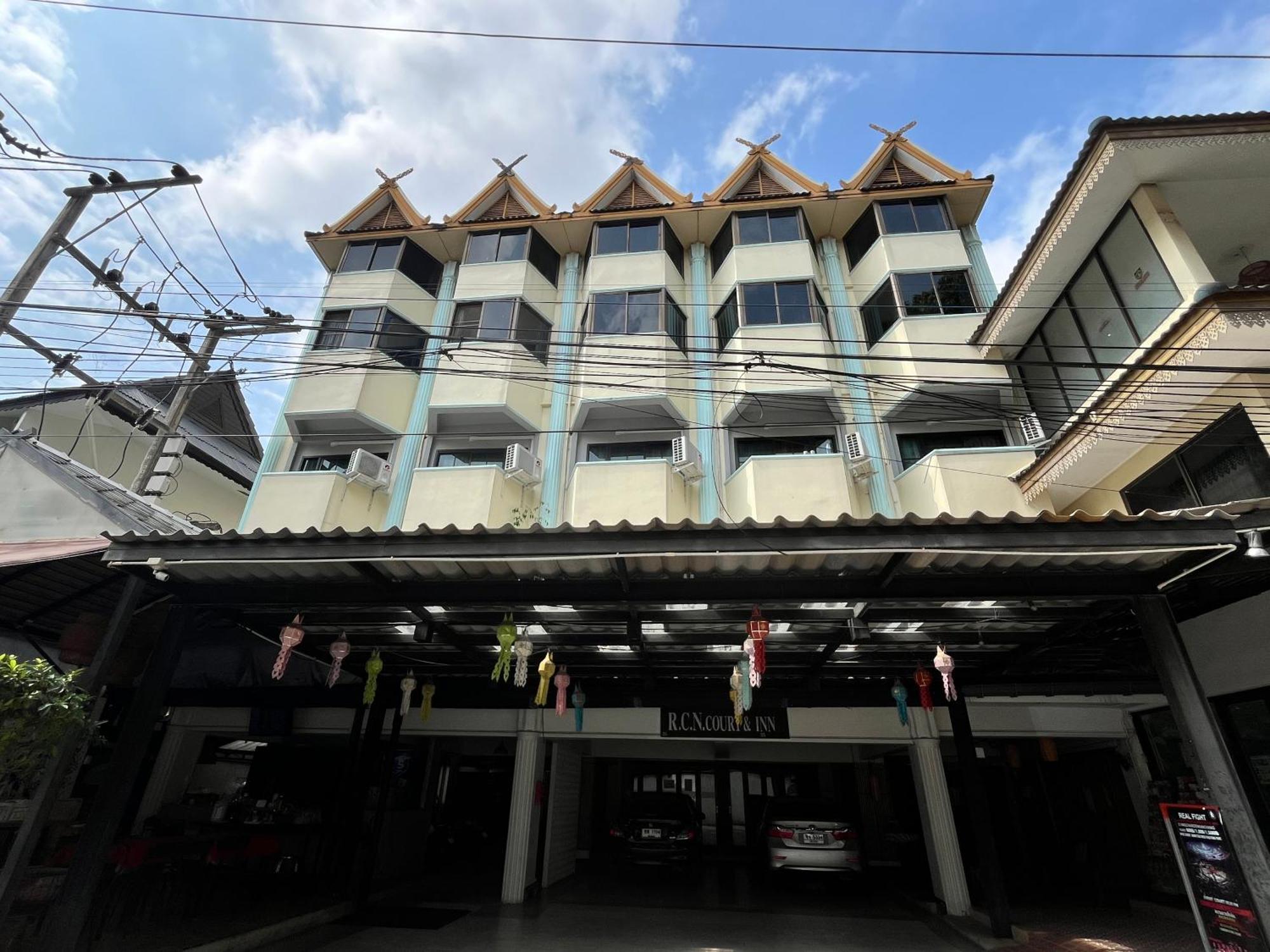 Rcn Court & 2* Chiang Mai