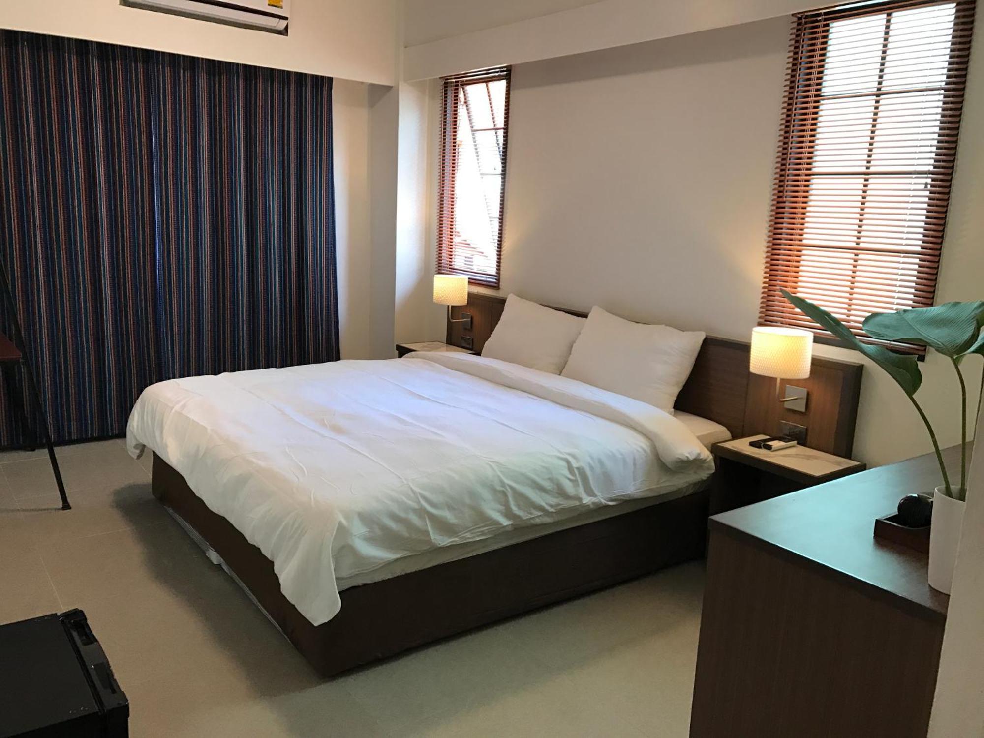 Rcn Court & 2* Chiang Mai